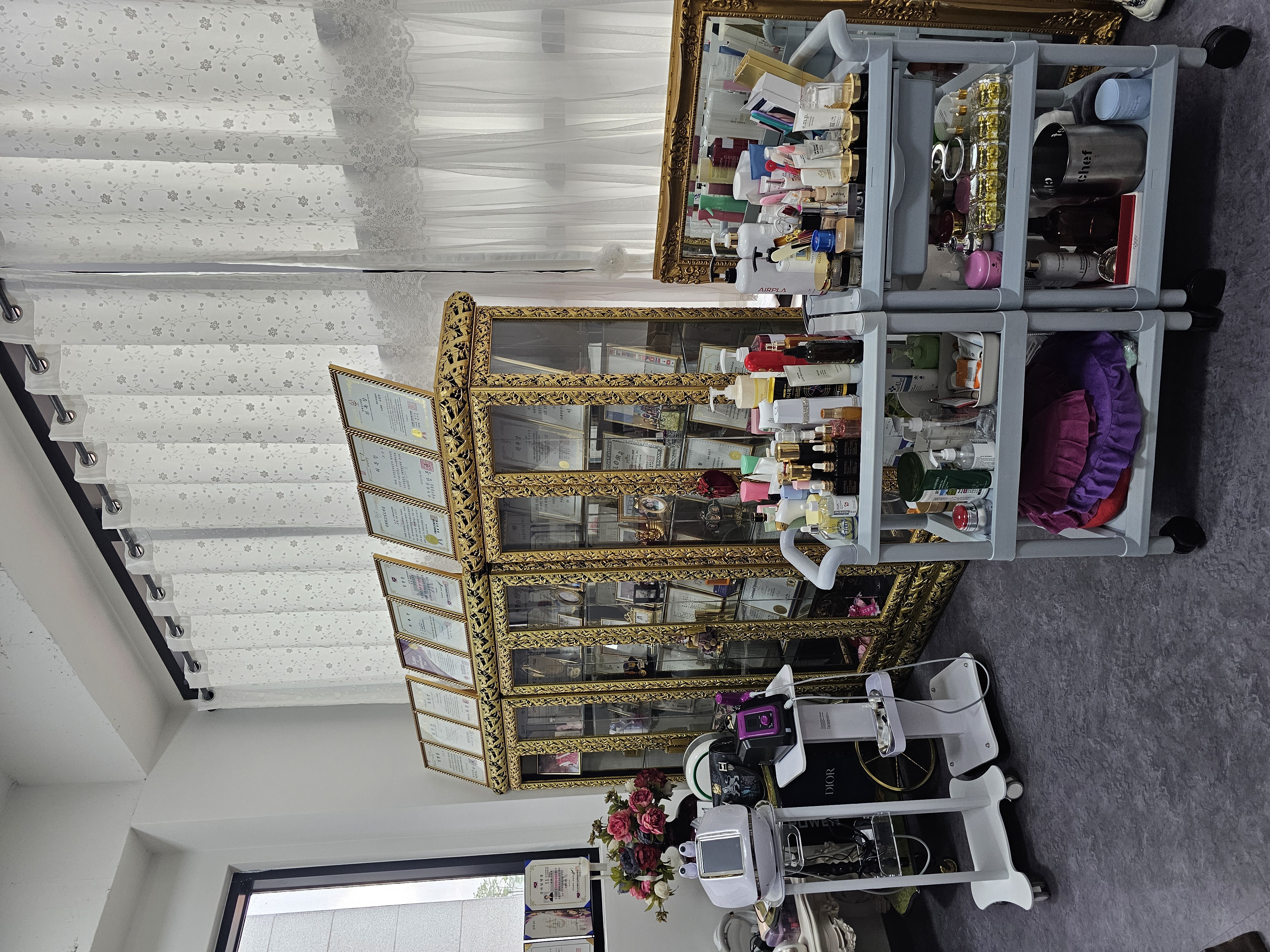 Gallery item