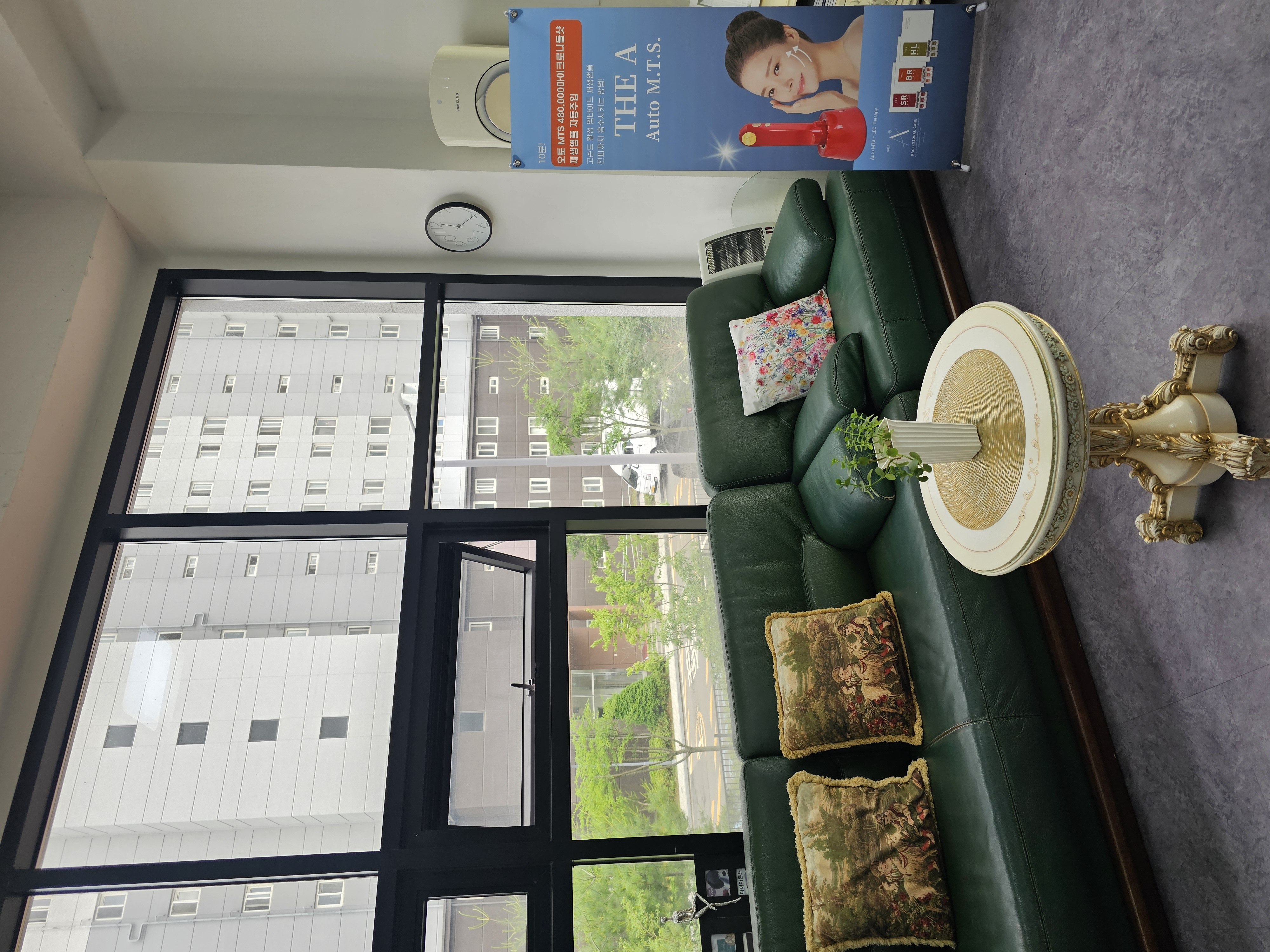 Gallery item